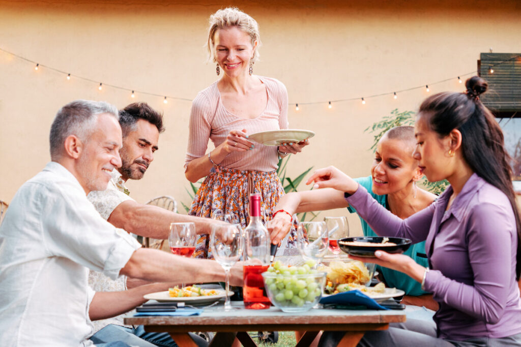 A Foodie’s Guide to the Best Eats in Tuscora Park: New Philadelphia’s Delicious Playground